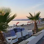 Traumvilla In 빌라 쿠사다시