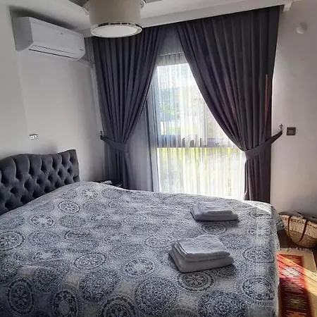 Traumvilla In 别墅