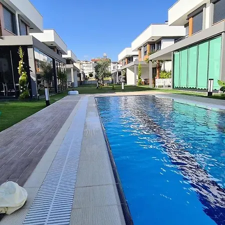 Traumvilla In Κουσάντασι